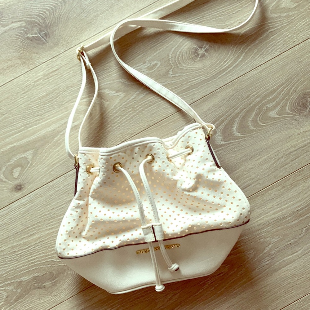 NWOT Christian Siriano Ivory purse drawstring 💘